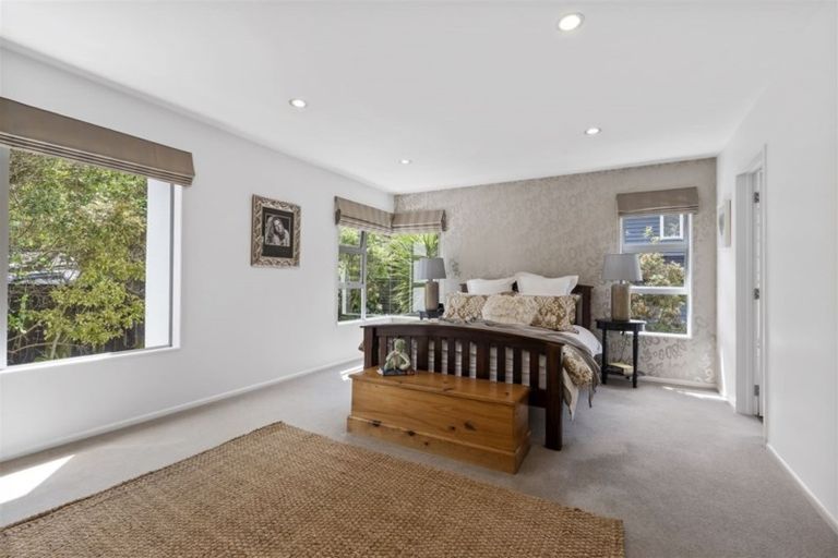 Photo of property in 18 Kahikatea Close, Campbells Bay, Auckland, 0630