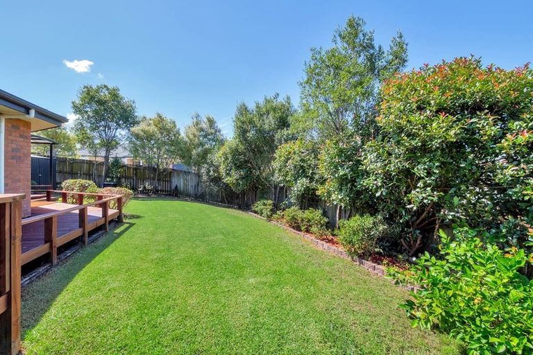 Photo of property in 13 San Pedro Place, Henderson, Auckland, 0612