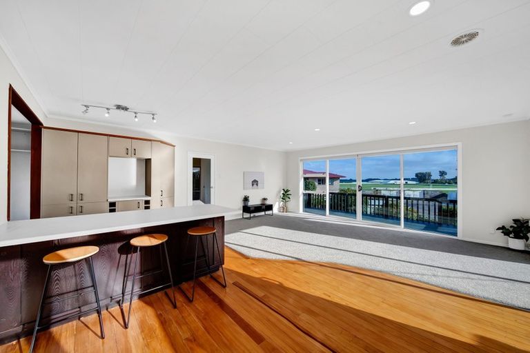 Photo of property in 1 Williams Avenue, Hawera, 4610