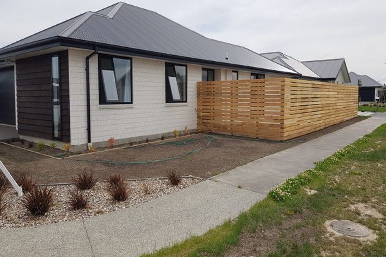 Photo of property in 19 Sandhurst Drive, Rolleston, 7615