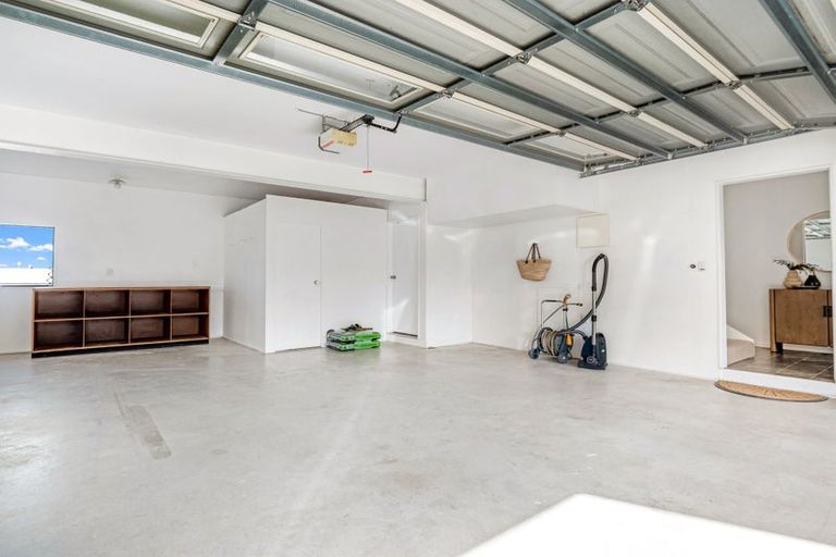 Photo of property in 221a Ngatai Road, Otumoetai, Tauranga, 3110