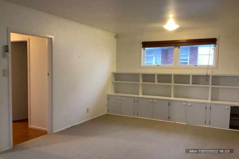 Photo of property in 1/6 Sydney Street, Hauraki, Auckland, 0622