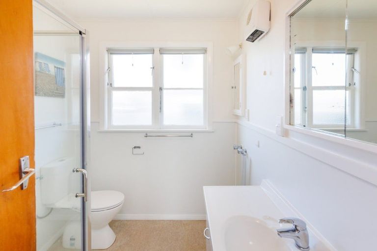 Photo of property in 1 Kiwi Court, Roslyn, Palmerston North, 4414