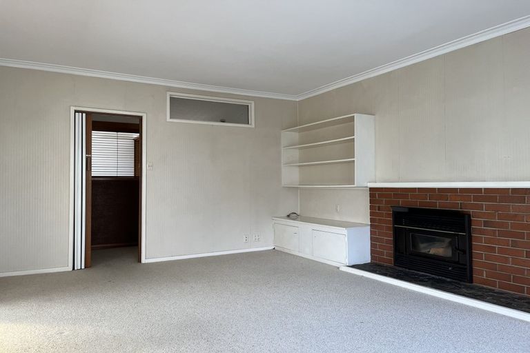 Photo of property in 6 Raines Avenue, Forrest Hill, Auckland, 0620