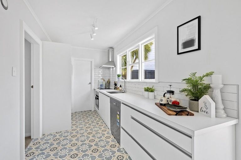 Photo of property in 20 Emmett Street, Newtown, Wellington, 6021