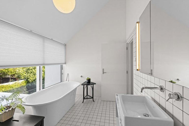 Photo of property in 101 Fendalton Road, Fendalton, Christchurch, 8014