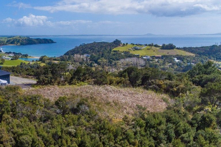 Photo of property in 103 Stratford Drive, Cable Bay, 0420