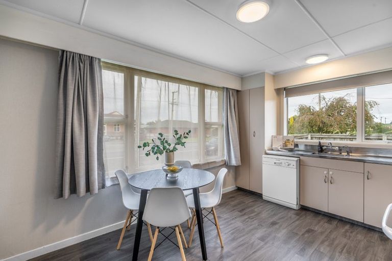 Photo of property in 1 Crombie Street, Gore, 9710