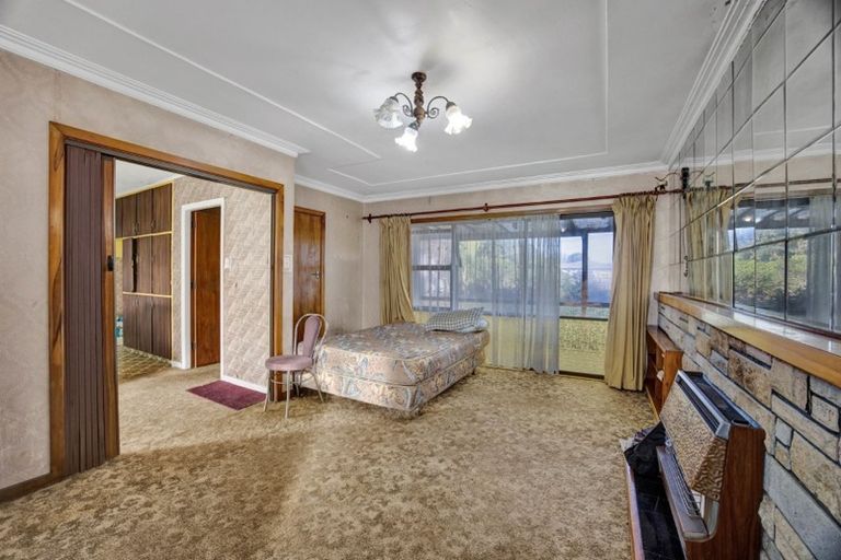 Photo of property in 30 Paritutu Road, Spotswood, New Plymouth, 4310