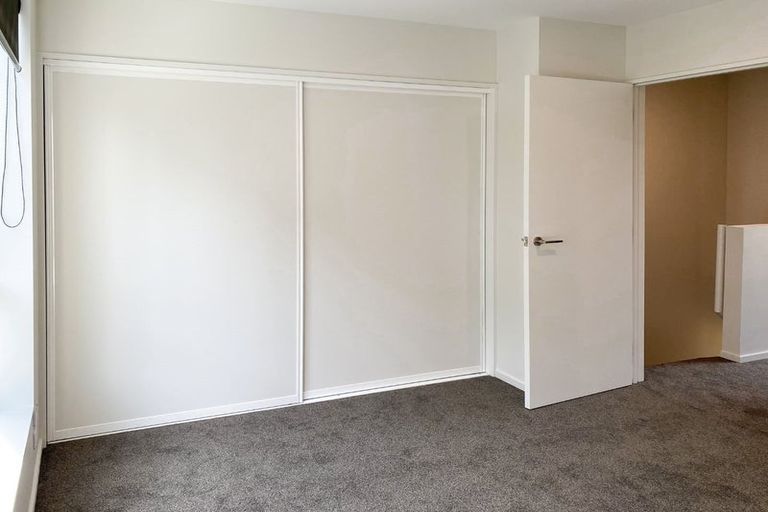 Photo of property in 2/331 Lincoln Road, Addington, Christchurch, 8024