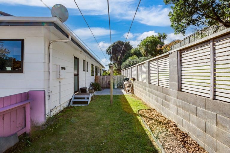 Photo of property in 49b Albatross Close, Whitby, Porirua, 5024