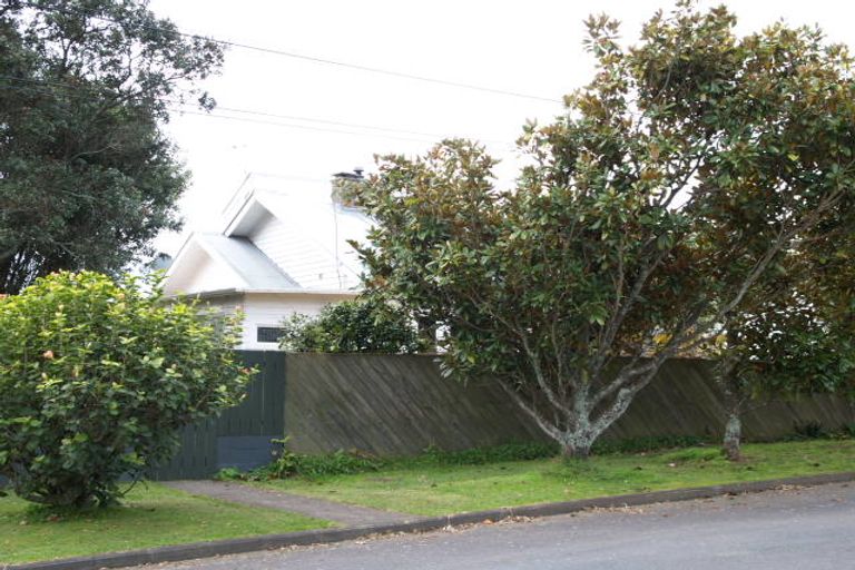 Photo of property in 50 First View Avenue, Beachlands, Auckland, 2018