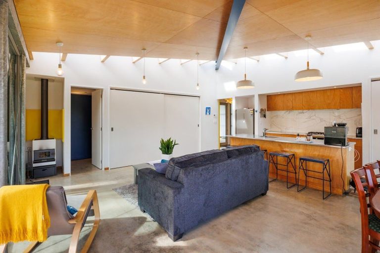 Photo of property in 849b Makerua Road, Tokomaru, Palmerston North, 4474