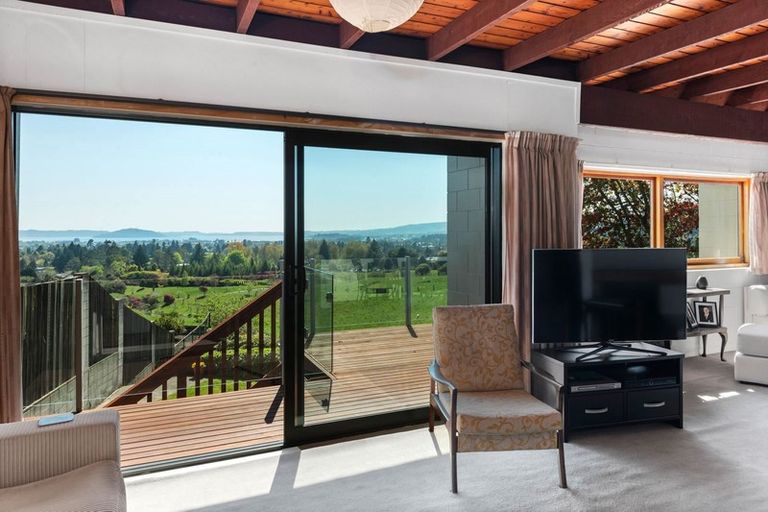 Photo of property in 25 Exeter Place, Tihiotonga, Rotorua, 3015