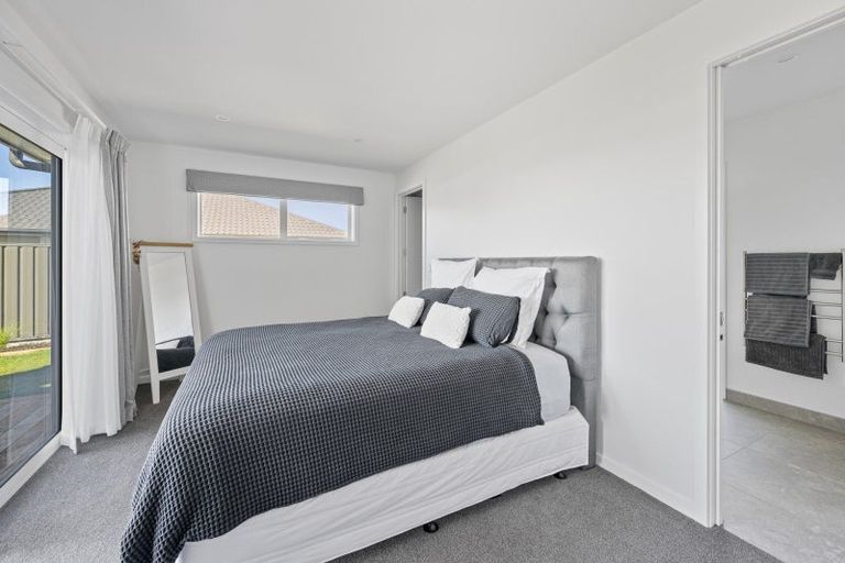 Photo of property in 4 Ruapehu Road, Poraiti, Napier, 4112