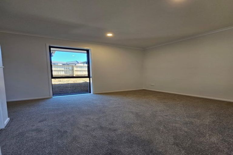 Photo of property in 16 Bathurst Crescent, Pokeno, 2402