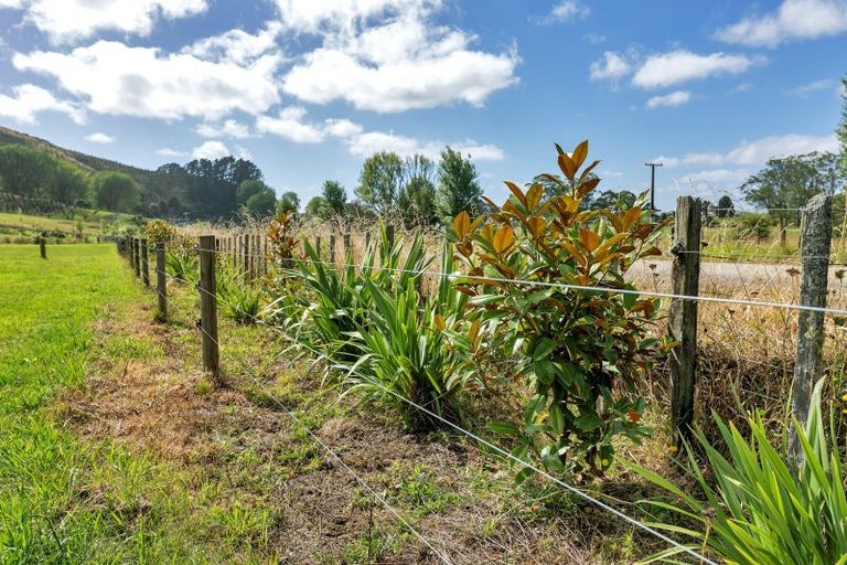 Photo of property in 1586 Omana Road, Omana, Tangiteroria, 0381