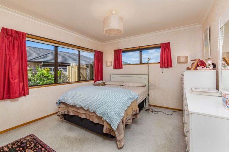 Photo of property in 2 Carver Close, Kerikeri, 0230