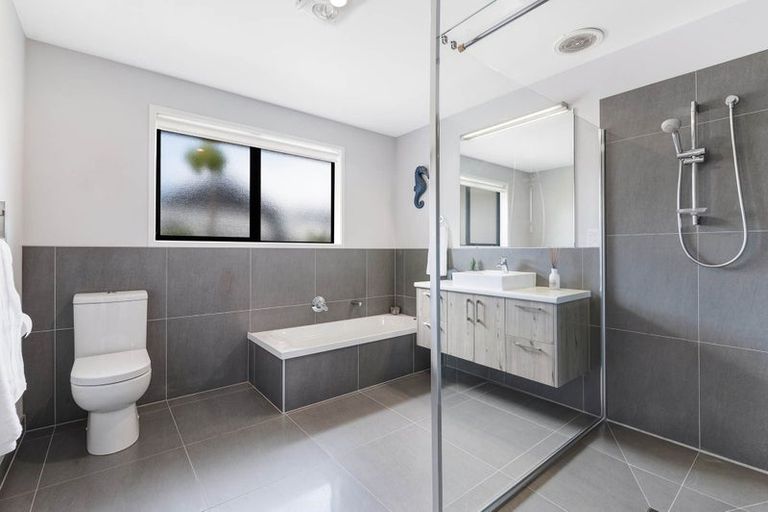 Photo of property in 22 Schooner Avenue, Snells Beach, 0920