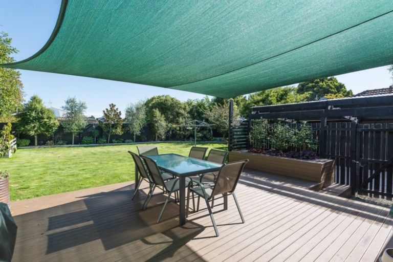 Photo of property in 35 North Parade, Richmond, Christchurch, 8013