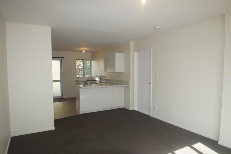 Photo of property in 4/452 Worcester Street, Linwood, Christchurch, 8011