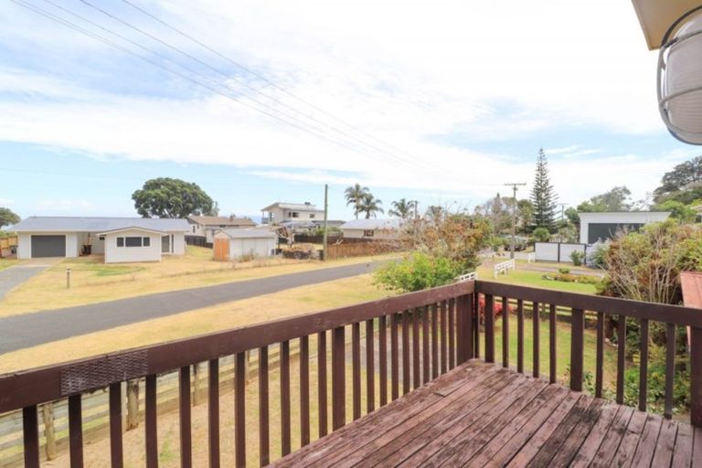 Photo of property in 4 Sarjants Road, Te Puru, Thames, 3575