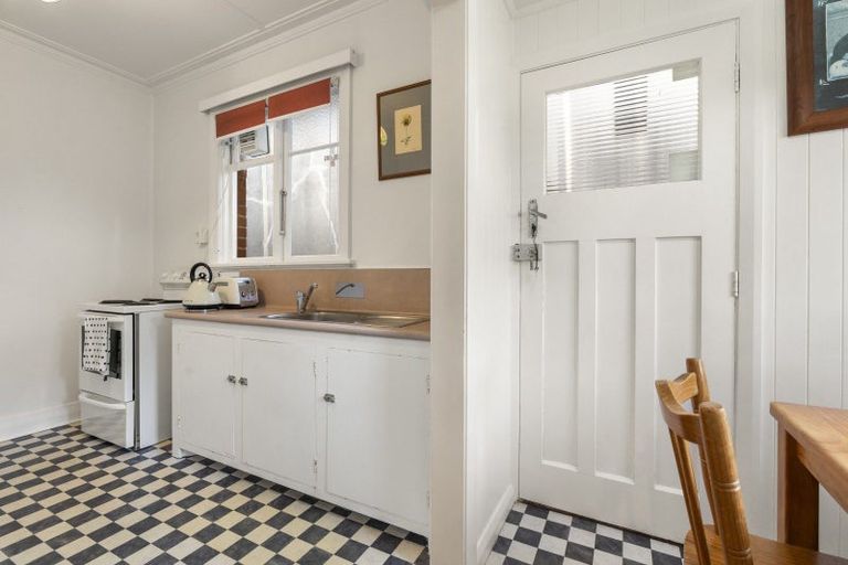 Photo of property in 5 Peel Street, Mornington, Dunedin, 9011