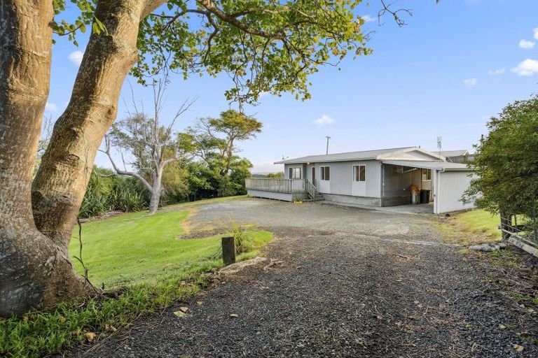 Photo of property in 1619 Kaipara Coast Highway, Kaukapakapa, 0984