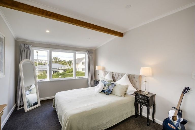 Photo of property in 6 Coleman Terrace, Hospital Hill, Napier, 4110