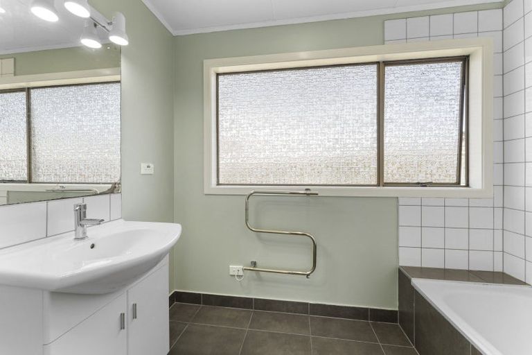 Photo of property in 62 Desert Gold Street, Ascot Park, Porirua, 5024