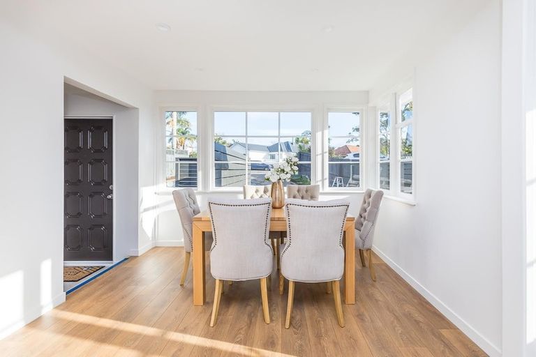 Photo of property in 1/48 Philomel Crescent, Bayswater, Auckland, 0622