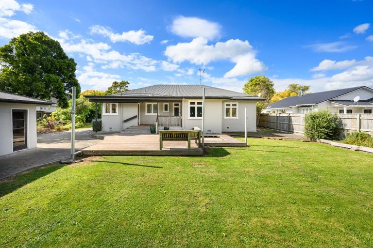 Photo of property in 25 Karina Terrace, Roslyn, Palmerston North, 4414