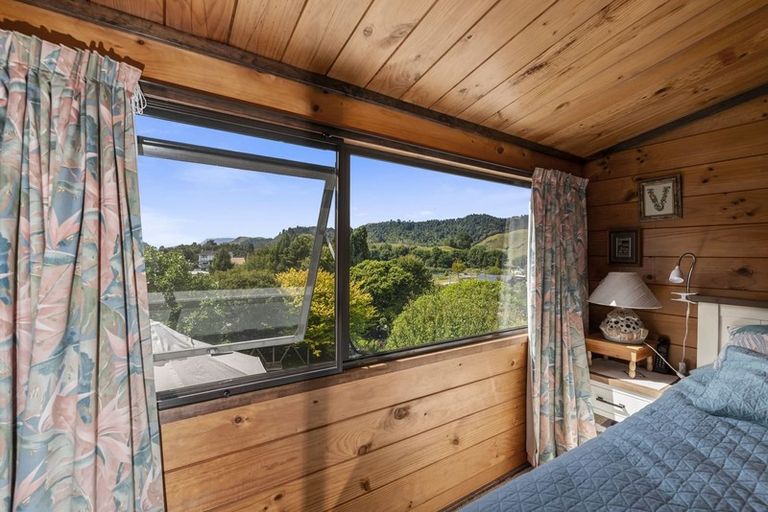 Photo of property in 8 Branch Road, Lake Okareka, Rotorua, 3076