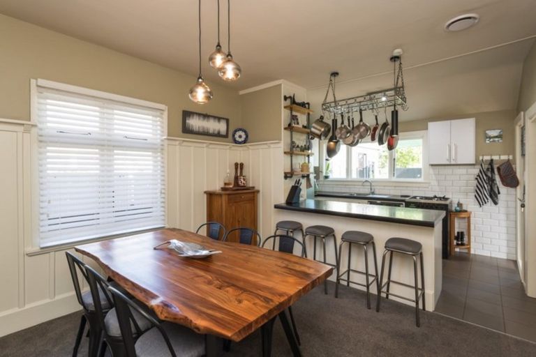 Photo of property in 35 North Parade, Richmond, Christchurch, 8013