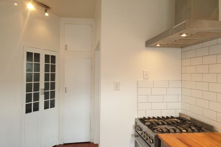 Photo of property in 16 Brookfield Street, Hamilton East, Hamilton, 3216