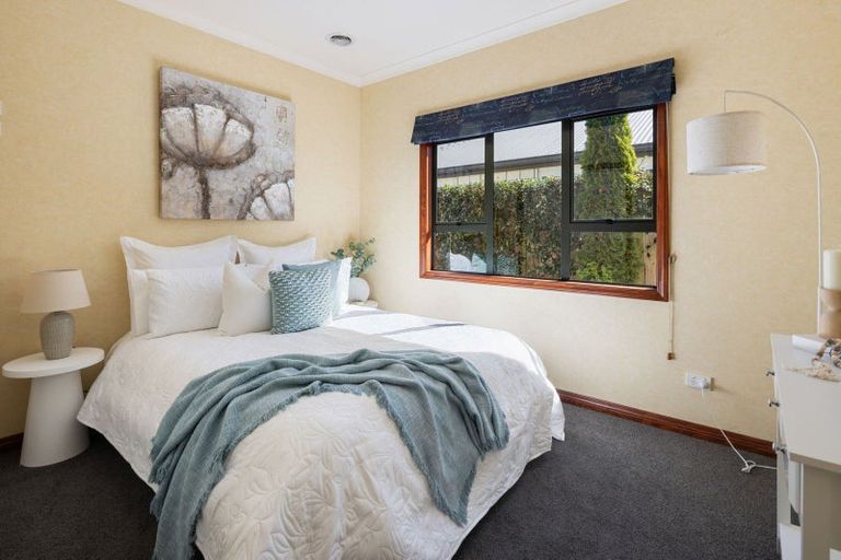 Photo of property in 6 Merlin Close, Huntington, Hamilton, 3210