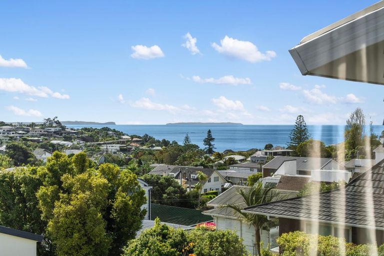 Photo of property in 2/42 Beulah Avenue, Rothesay Bay, Auckland, 0630