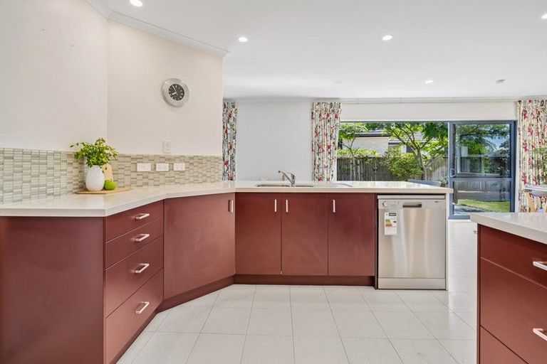 Photo of property in 11 Kihi Place, Ruakaka, 0116