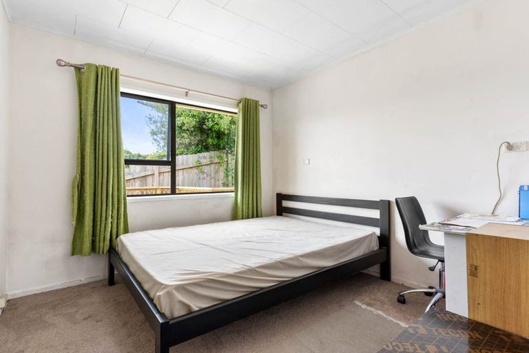 Photo of property in 157 Triangle Road, Massey, Auckland, 0614