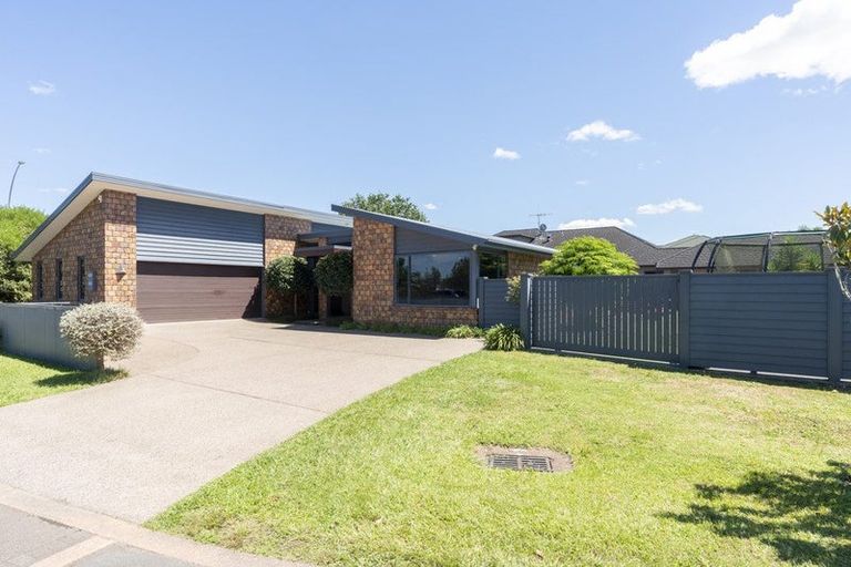 Photo of property in 1 San Clemento Way, Rototuna, Hamilton, 3210