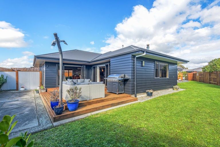 Photo of property in 9 Walnut Grove, Kelvin Grove, Palmerston North, 4414
