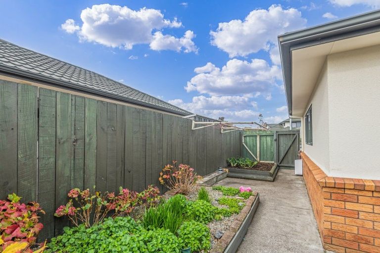 Photo of property in 1 Virginia Grove, Milson, Palmerston North, 4414