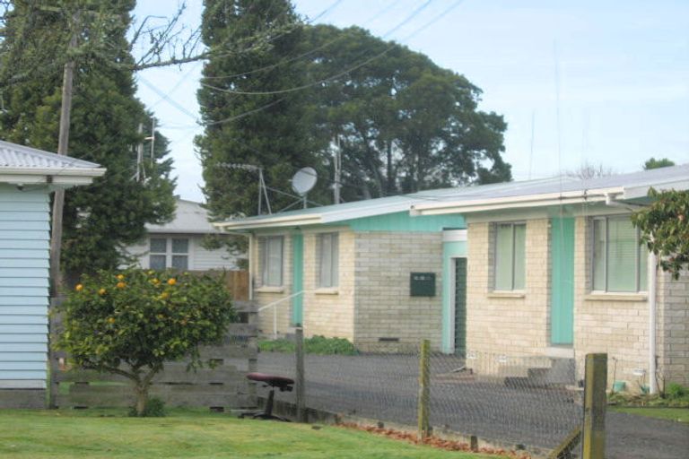 Photo of property in 77 Campbell Street, Frankton, Hamilton, 3204