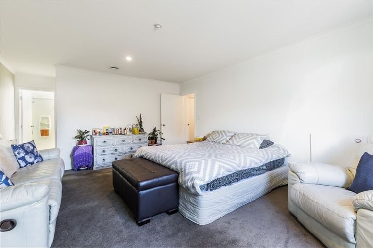 Photo of property in 17 Mavora Road, Lake Hayes, Queenstown, 9304