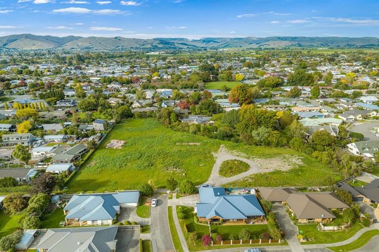 Photo of property in 1 Magnolia Drive, Springlands, Blenheim, 7201