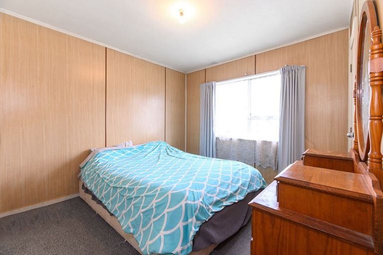 Photo of property in 12 Serrano Place, Clover Park, Auckland, 2023
