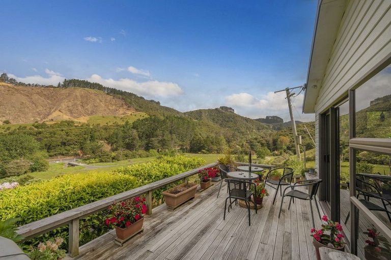 Photo of property in 29 School Of Mines Lane, Kuaotunu, Whitianga, 3592