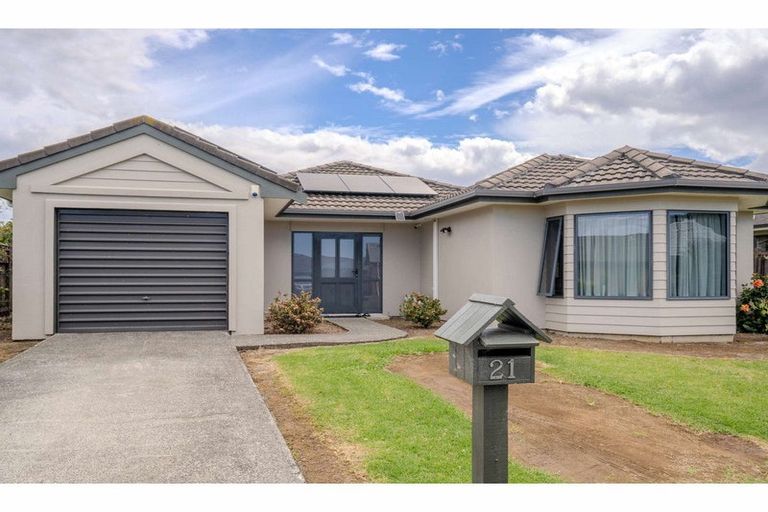 Photo of property in 21 Oakridge Drive, Kerikeri, 0230