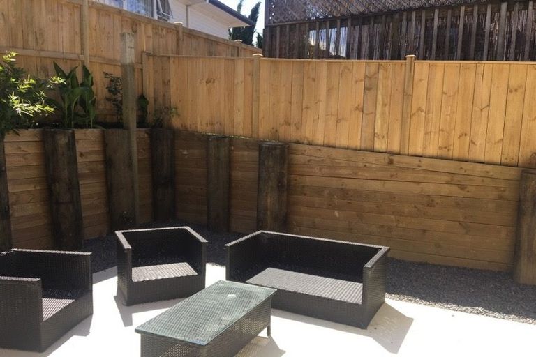 Photo of property in 156a Ennis Avenue, Pakuranga Heights, Auckland, 2010