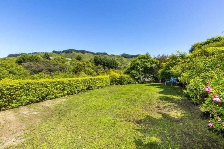 Photo of property in 8 Ronald Scott Grove, Riverstone Terraces, Upper Hutt, 5018